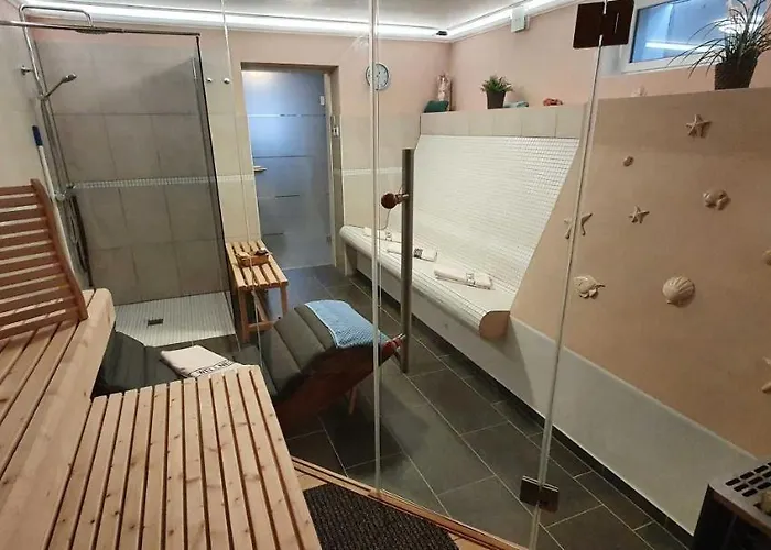 Haus Bucheneck * Sellin (Rugen)